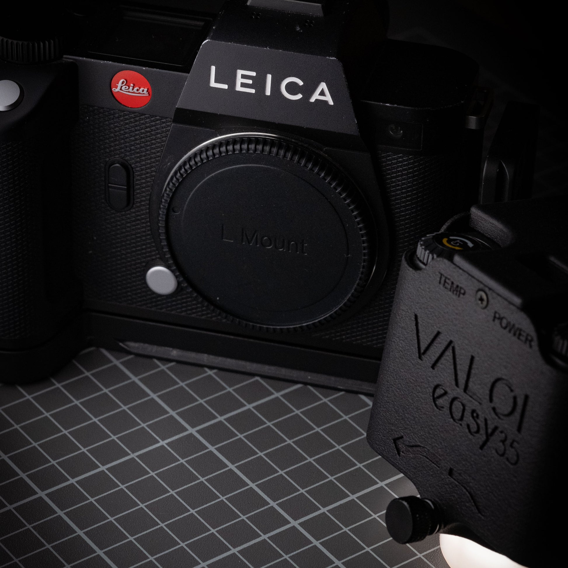 High-res scanning av 135-film – 7000x4000 px med Leica SL2